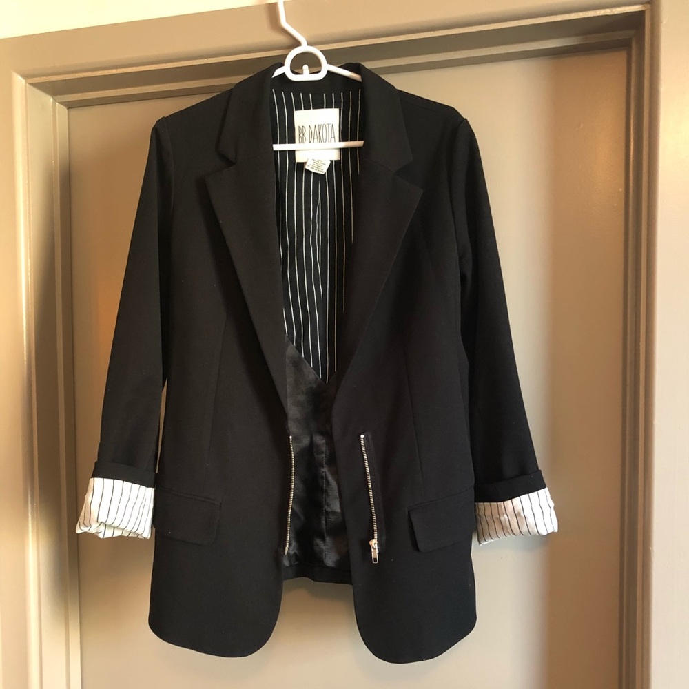 BB Dakota Blazer